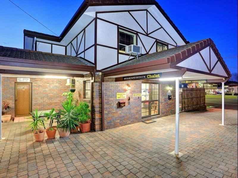 Chalet Motor Inn Bundaberg Dış mekan fotoğraf